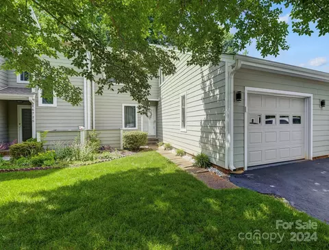16727 Spinnaker Ln, Cornelius, NC 28031