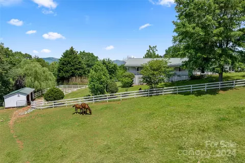 201 John Parker Dr, Mill Spring, NC 28756 photo 2