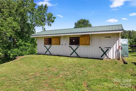 201 John Parker Dr, Mill Spring, NC 28756 photo 24