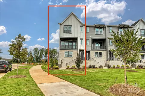 304 Ferebee Brx0025 Pl #BRX0025, Charlotte, NC 28213