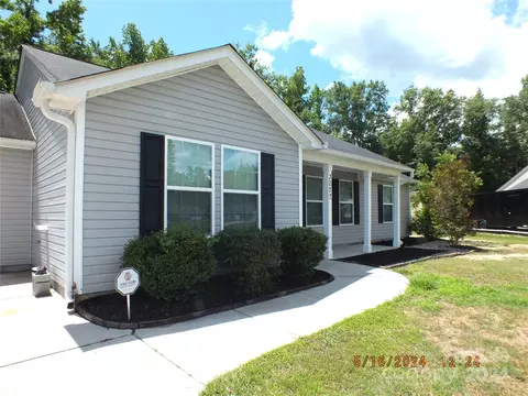 Exterior - 3077 Georgetown Rd, Lancaster, SC 29720 photo 2 of 5