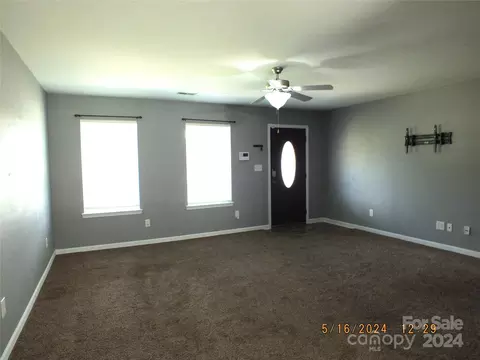 Living - 3077 Georgetown Rd, Lancaster, SC 29720 photo 1 of 4