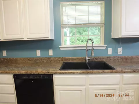 Kitchen - 3077 Georgetown Rd, Lancaster, SC 29720 photo 3 of 3