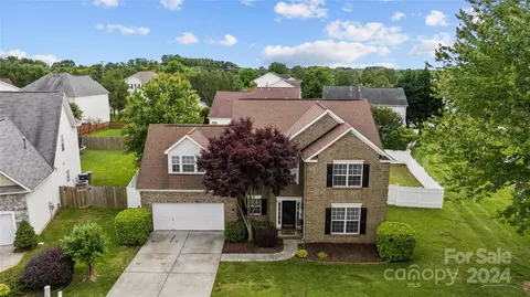 2009 Harvest Red Rd, Indian Trail, NC 28079