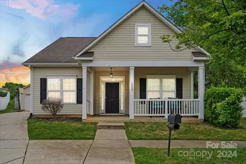 19437 Pocono Ln, Cornelius, NC 28031