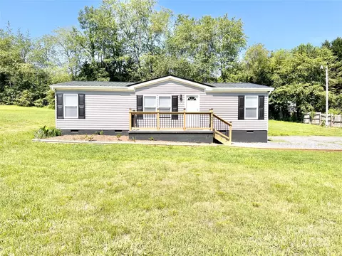 3641 Cameo Ln, Lenoir, NC 28645