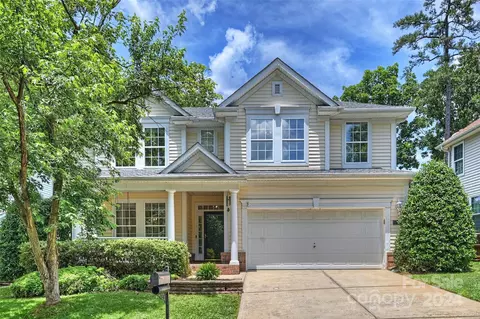 6814 Charter Hills Rd, Charlotte, NC 28277
