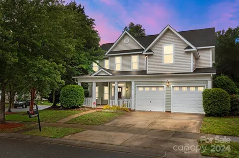 2558 Oakboro Ln, Charlotte, NC 28214