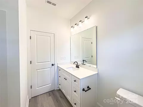 Bath - 100 Easy St, Concord, NC 28025 photo 2 of 3