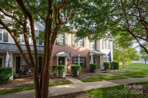9559 Glenashley Dr, Cornelius, NC 28031
