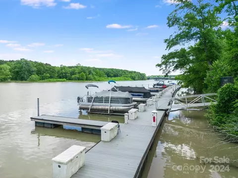 805 River Park Rd, Belmont, NC 28012
