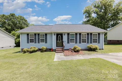904 2nd St, Spencer, NC 28159