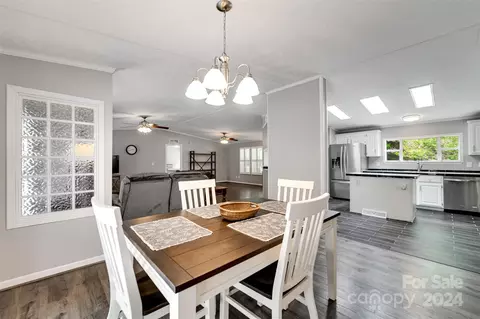 Dining - 324 E Cope Creek Rd, Sylva, NC 28779 photo 2 of 2
