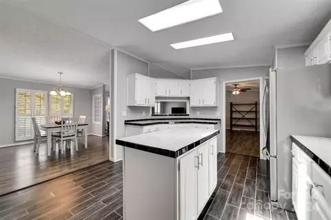 Kitchen - 324 E Cope Creek Rd, Sylva, NC 28779 photo 4 of 4