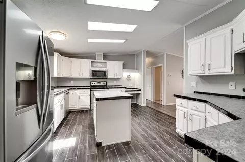 Kitchen - 324 E Cope Creek Rd, Sylva, NC 28779 photo 1 of 4