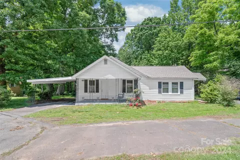 2115 Dallas Stanley Hwy, Stanley, NC 28164