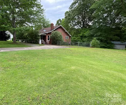 163 Pleasant St, Spindale, NC 28160