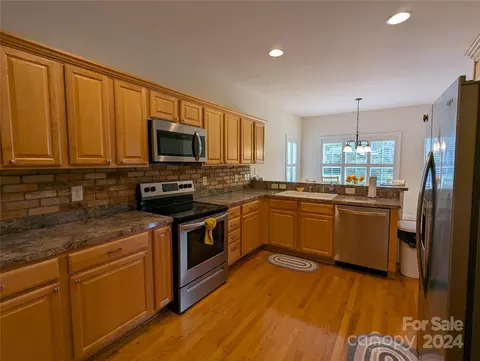 Kitchen - 5916 Meadowmere Dr, Monroe, NC 28110 photo 1 of 3