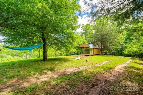Exterior - 252 Glory View Ln, Marshall, NC 28753 photo 9 of 10