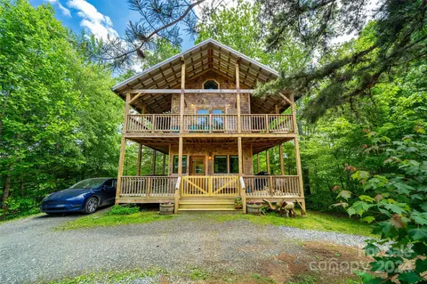 Exterior - 252 Glory View Ln, Marshall, NC 28753 photo 1 of 10