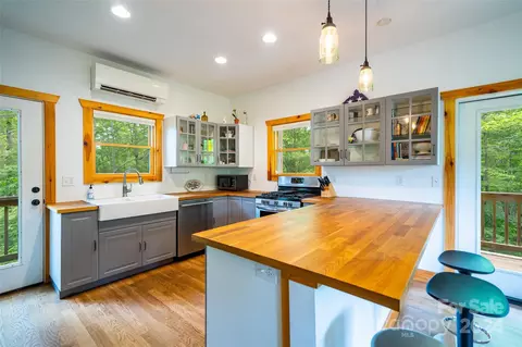 Kitchen - 252 Glory View Ln, Marshall, NC 28753 photo 1 of 3