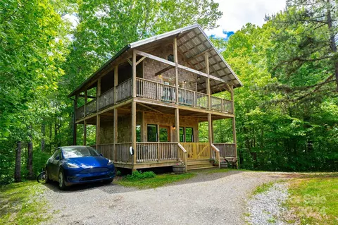 252 Glory View Ln, Marshall, NC 28753