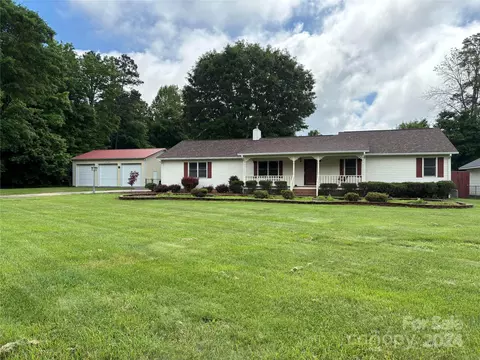 11865 Old Concord Rd, Rockwell, NC 28138