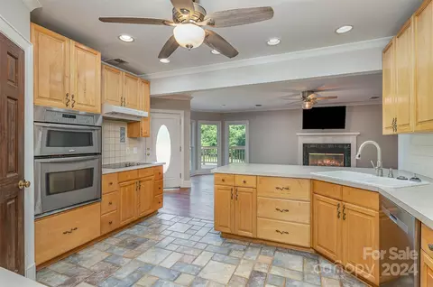 1511 Pine Bluff Ct, Fort Mill, SC 29708 photo 19
