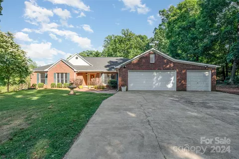 1511 Pine Bluff Ct, Fort Mill, SC 29708 photo 4