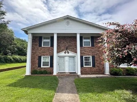 155 17th Nw F2 St NW #F2, Hickory, NC 28601