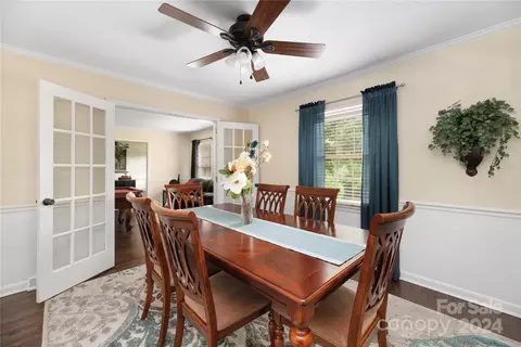 Dining - 583 Crestside Se Dr SE, Concord, NC 28025 photo 2 of 2