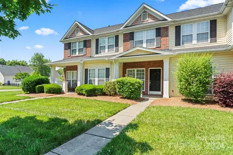 2052 Oakstone Dr, Monroe, NC 28110