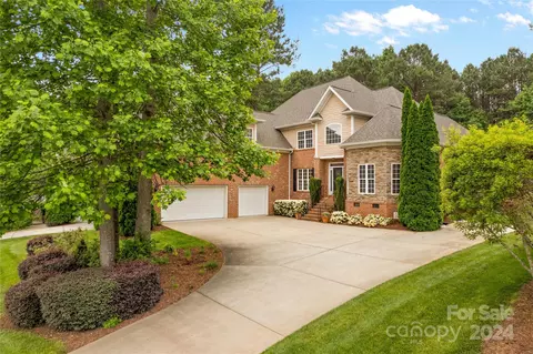 151 Northington Woods Dr, Mooresville, NC 28117