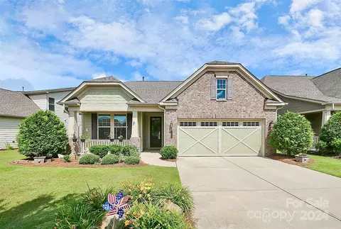 7523 Short Putt Ct, Charlotte, NC 28215