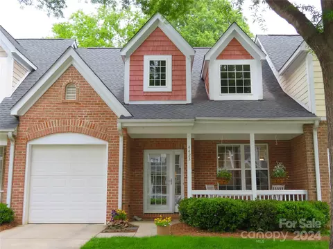 4423 Coventry Row Ct, Charlotte, NC 28270