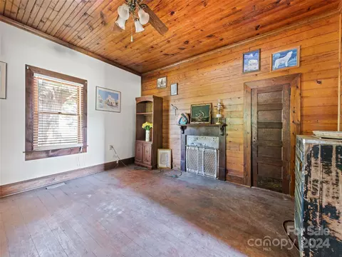 Living - 10910 Archer Rd, Davidson, NC 28036 photo 1 of 1