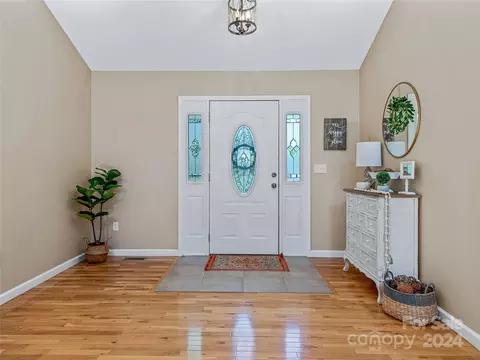 Entry Way - 633 Johnson Dr, Canton, NC 28716 photo 1 of 1