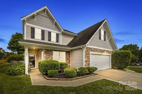 449 Silver Cypress Ln, Fort Mill, SC 29708