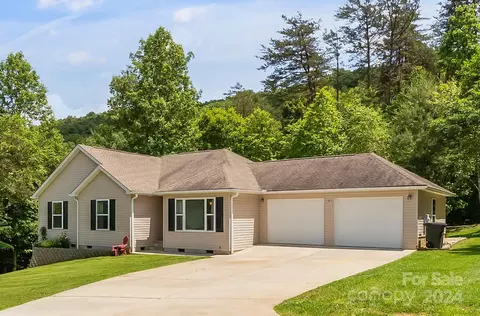 161 Deer Meadow Cir, Marion, NC 28752