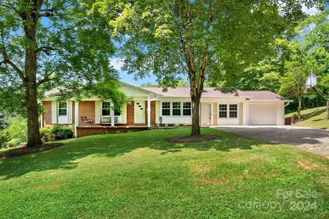 780 Forest Hill Dr, Marion, NC 28752