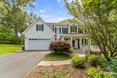 4 Whitetail Dr, Weaverville, NC 28787