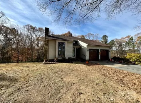 356 Pleasant Acre Dr, Mocksville, NC 27028