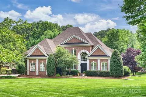 136 Brockton Ln, Mooresville, NC 28117