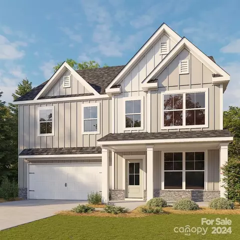 120 1st St, Huntersville, NC 28078