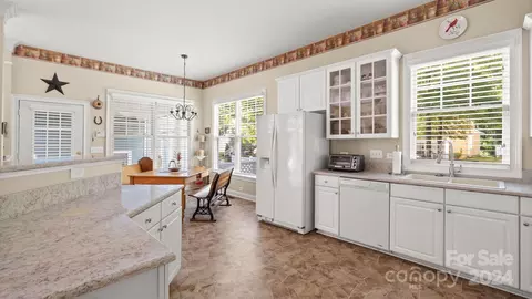 Kitchen - 7121 Michael Scott Xing, Fort Mill, SC 29708 photo 3 of 3