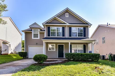 7303 Aragorn Ln, Charlotte, NC 28212