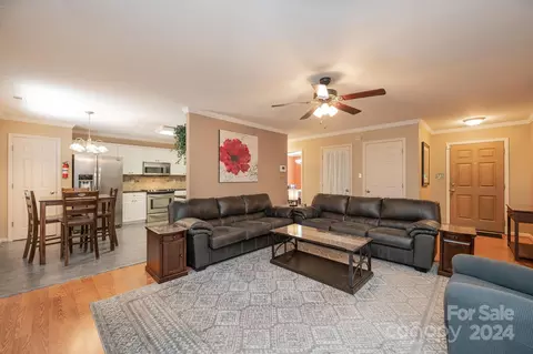 Living - 3351 Overbrook Dr, Conover, NC 28613 photo 1 of 2