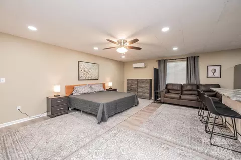 Bedroom - 3351 Overbrook Dr, Conover, NC 28613 photo 5 of 5