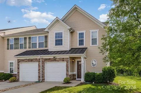 7471 Red Mulberry Way, Charlotte, NC 28273