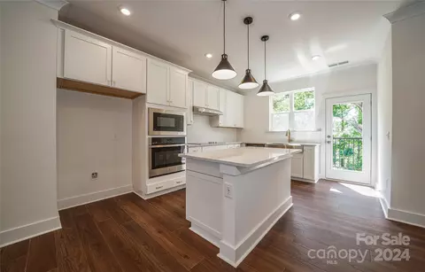 2051 Evolve Way, Charlotte, NC 28205